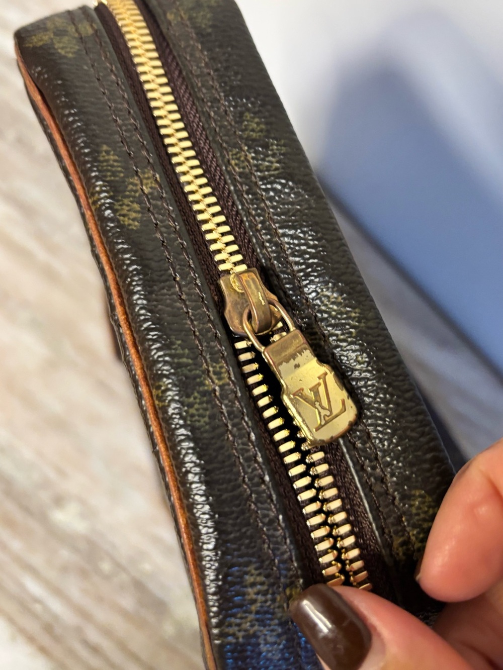Louis Vuitton Vintage Monogram Danube PM Crossbody Bag France Mini Reporter - Picture 10 of 14